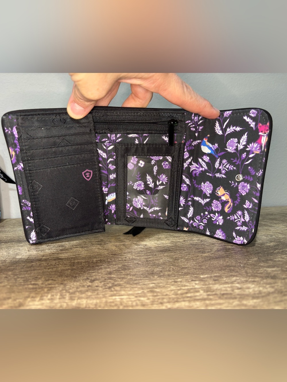 Vera Bradley RFID Riley Compact Wallet - Picture 2 of 8